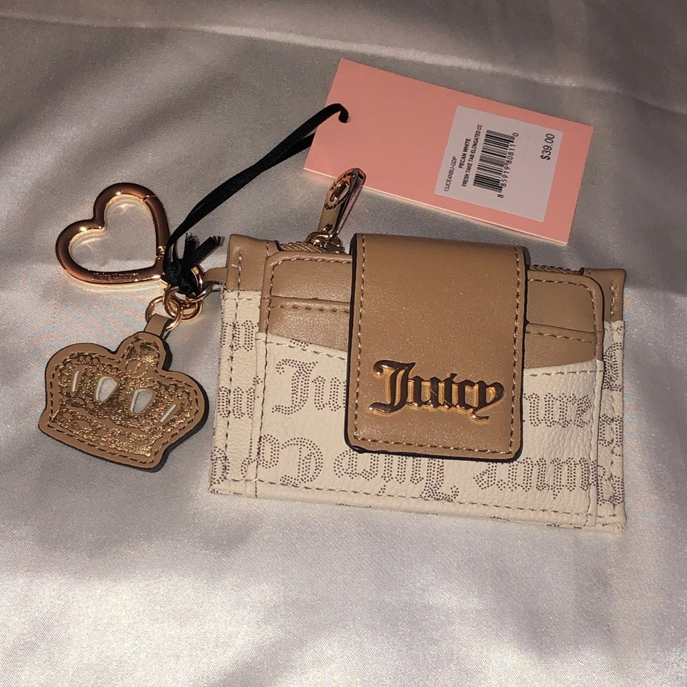 Juicy Couture Pecan White Fresh Take Tab Elongated CC Wallet Crown Charm NWT
